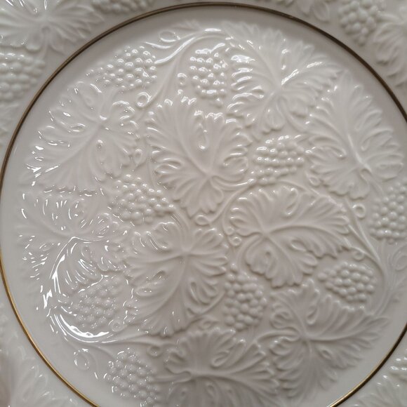 Lenox USA 24K Gold Trim Off White Embossed Grapes 12 3/4" Chop Plate Platter - Picture 10 of 12